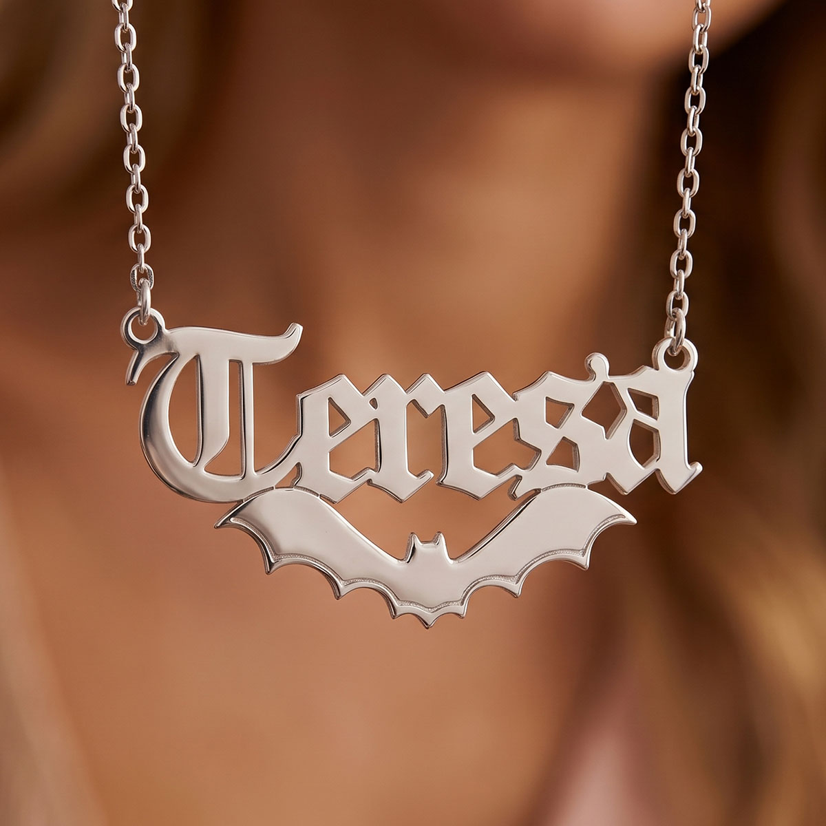Cosplay Bat Prop - Collier personnalisé en acier inoxydable avec