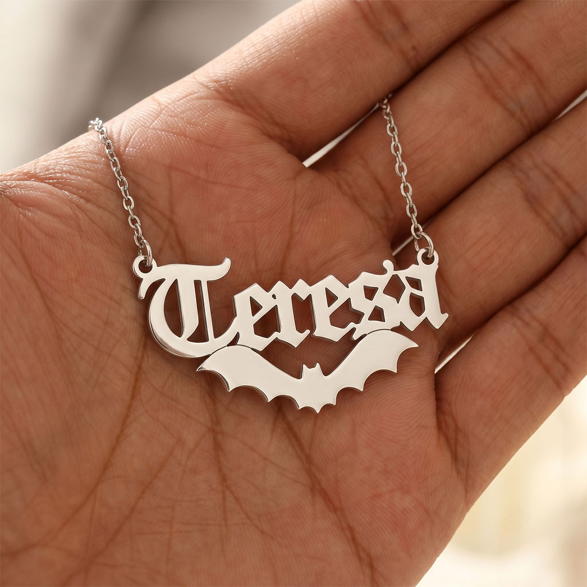 Collier personnalisé en acier  - Cosplay Bat Prop avis et prix